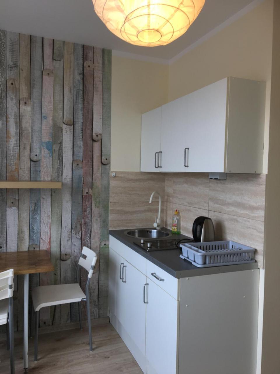 Hostel Przed Switem Gorzow Wielkopolski Ngoại thất bức ảnh